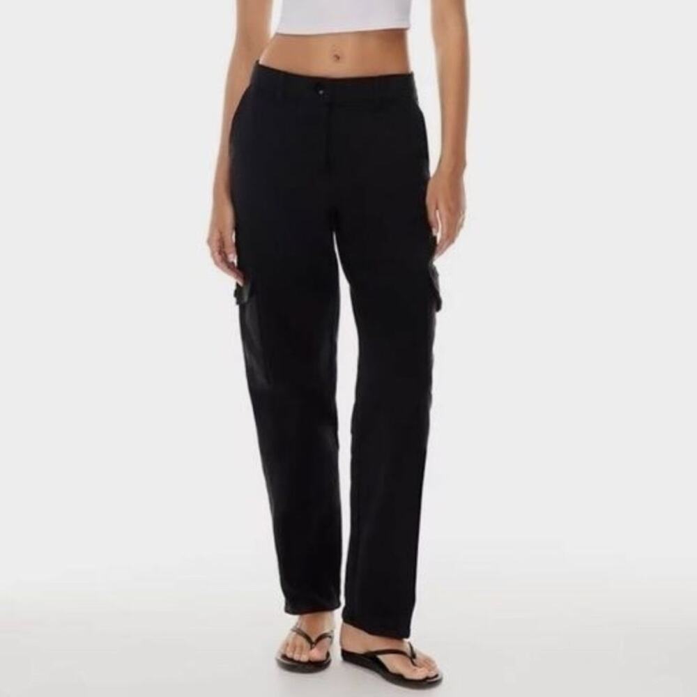 Aritzia’s Wilfred Free Modern Cargo Pant in Black, size 0 NWT - Picture 3 of 15